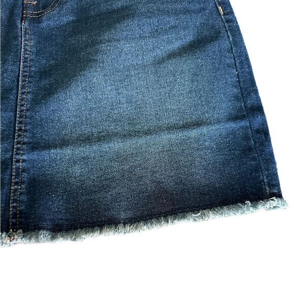 NWT DKNY Women’s Blue Jean Mini Skirt Raw Hem - Size 6 - Picture 3 of 8